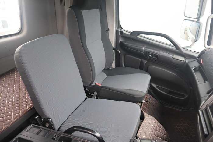 2019 HINO FM 2632