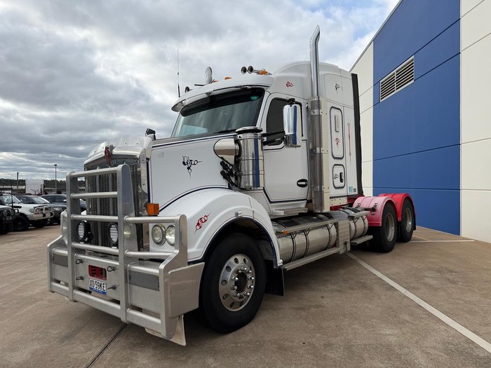 2017 Kenworth T610 SAR