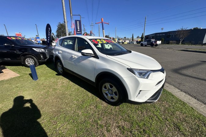 2018 TOYOTA RAV4 GX (2WD)