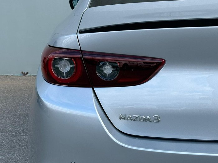 2022 Mazda 3 G20 Touring