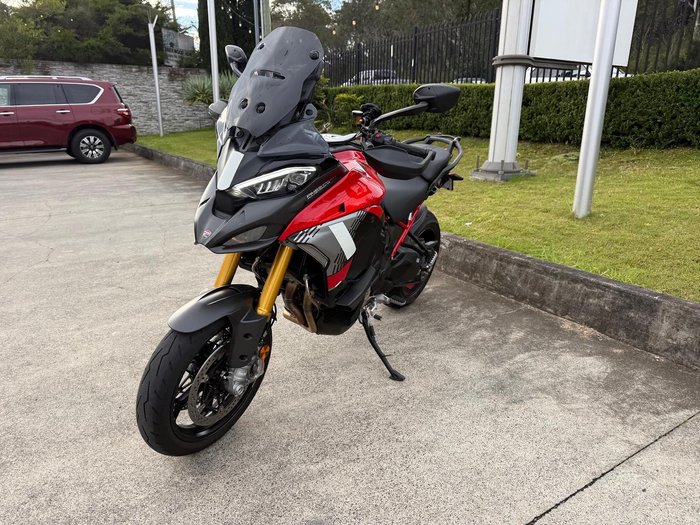2025 Ducati Multistrada V4 Pikes Peak
