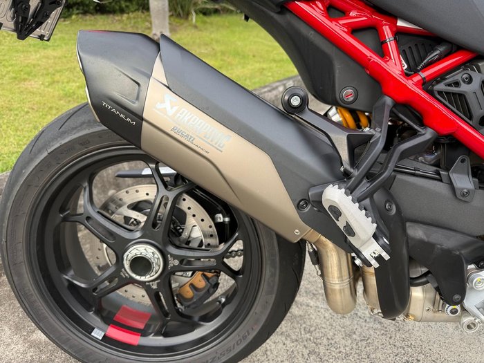 2025 Ducati Multistrada V4 Pikes Peak