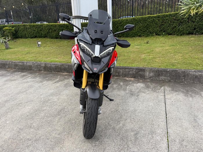 2025 Ducati Multistrada V4 Pikes Peak