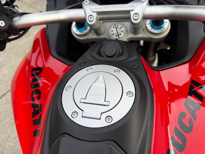 2025 Ducati Multistrada V4 Pikes Peak