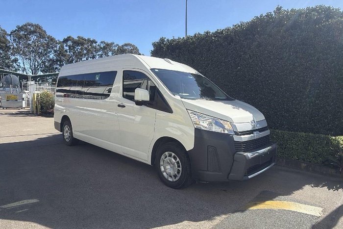 2022 Toyota Hiace