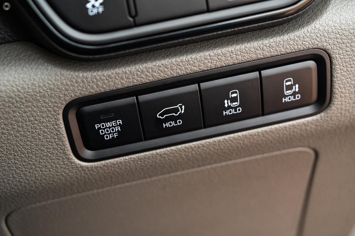 2026 Kia Carnival GT-Line