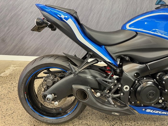 2018 Suzuki GSX-S1000