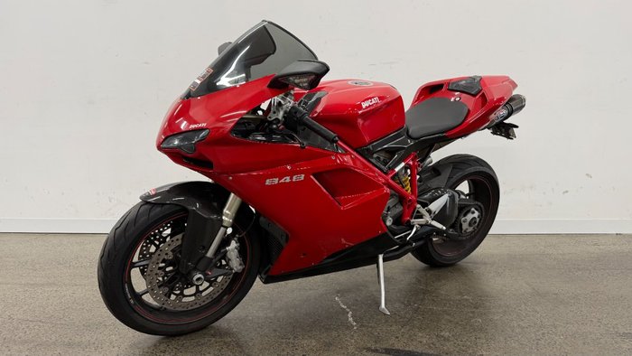2010 DUCATI 848 Red