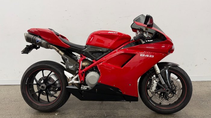 2010 DUCATI