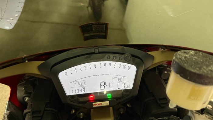 2010 DUCATI 848 Red