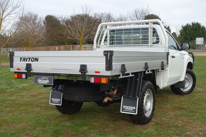 2020 Mitsubishi Triton GLX MR MY21 4X4 Dual Range White