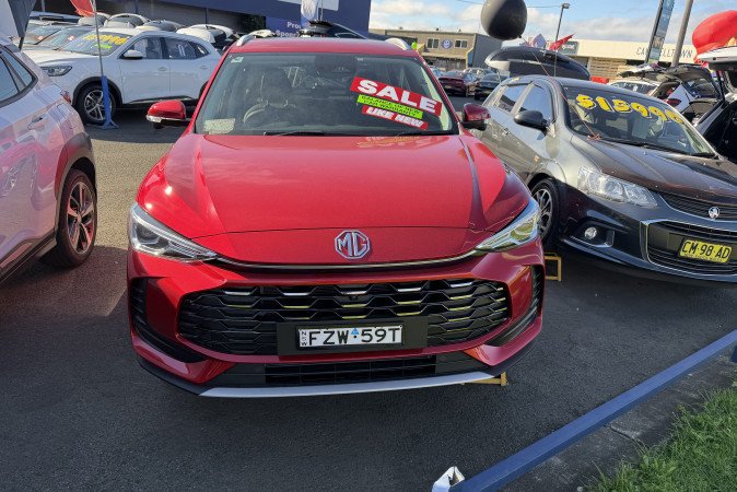2026 MG ZS HYBRID+