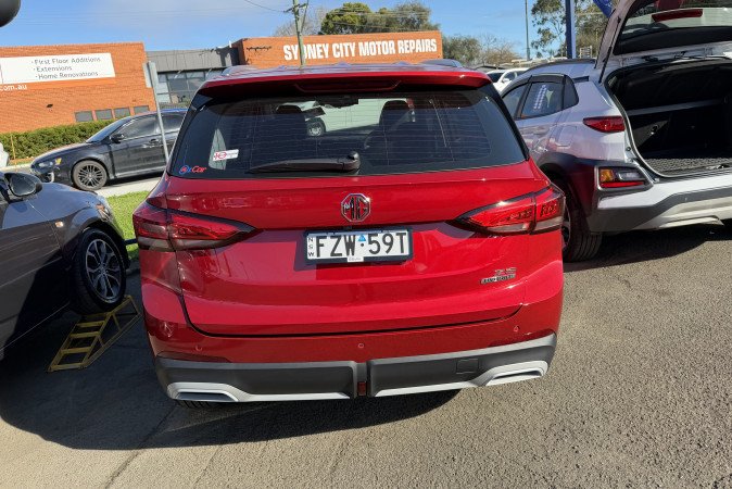 2026 MG ZS HYBRID+ ESSENCE