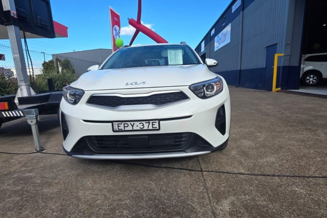 2021 KIA STONIC