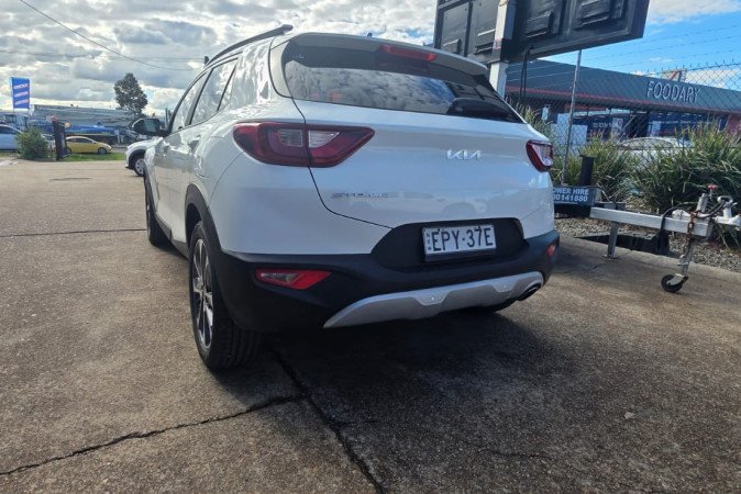 2021 KIA STONIC SPORT