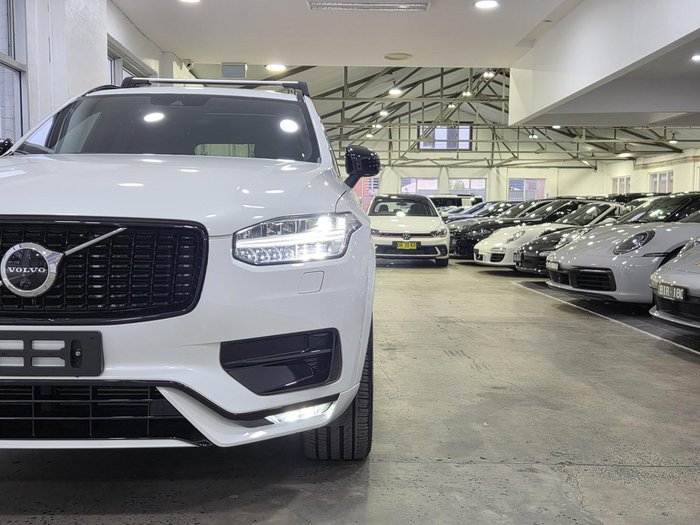 2021 Volvo XC90 T6 R-Design