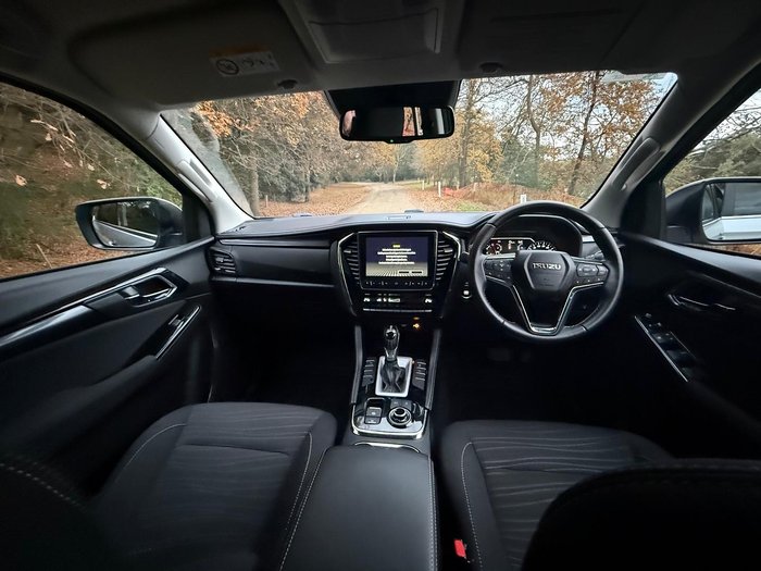 2023 Isuzu MU-X LS-U