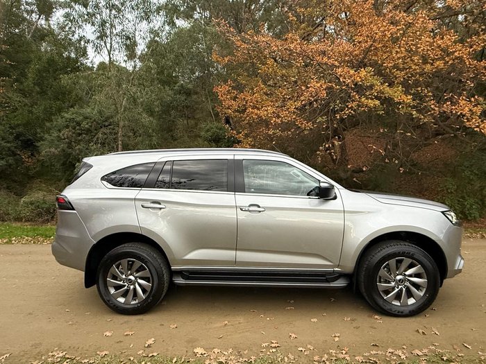 2023 Isuzu MU-X LS-U