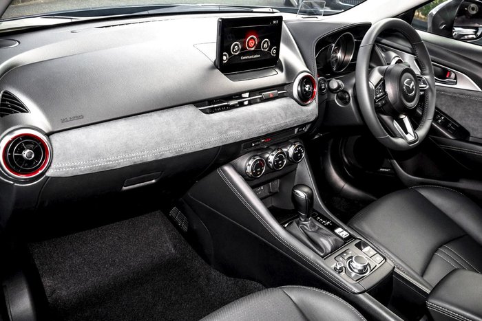 2025 Mazda CX-3 G20 Akari