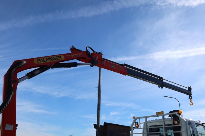 2009 Mitsubishi Fighter FM65FS 10.0