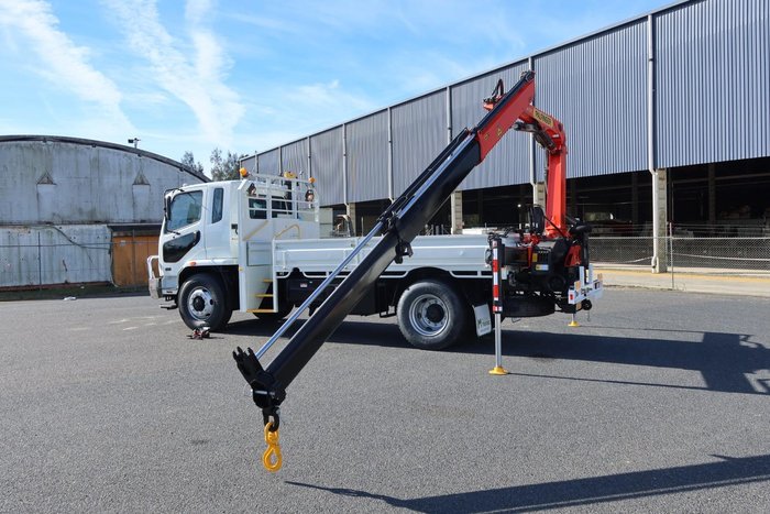 2009 Mitsubishi Fighter FM65FS 10.0