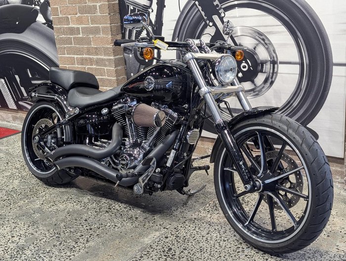 2015 Harley-Davidson Breakout 103 (FXSB) Softail Black