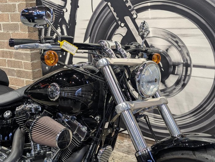 2015 Harley-Davidson Breakout 103 (FXSB) Softail Black