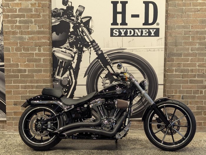2015 Harley-Davidson Breakout 103 (FXSB) Softail Black