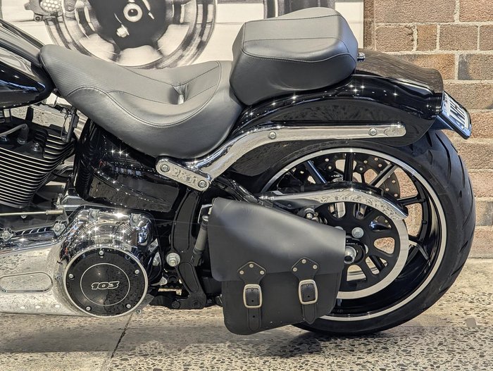 2015 Harley-Davidson Breakout 103 (FXSB) Softail Black
