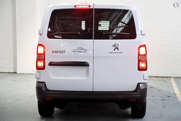 2023 Peugeot Expert Pro