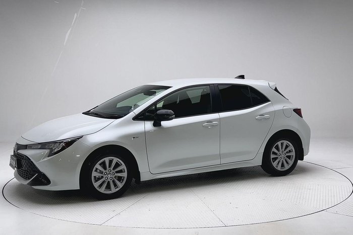 2025 Toyota Corolla SX Hybrid