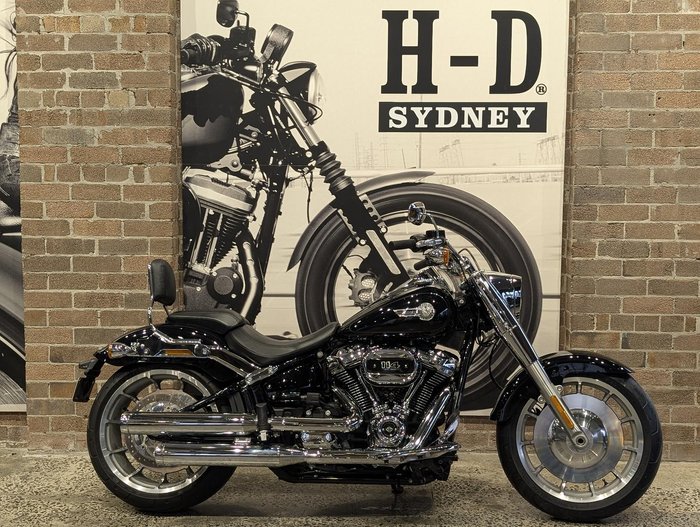 2022 Harley-Davidson Fat Boy 114 (FLFBS) Softail Black