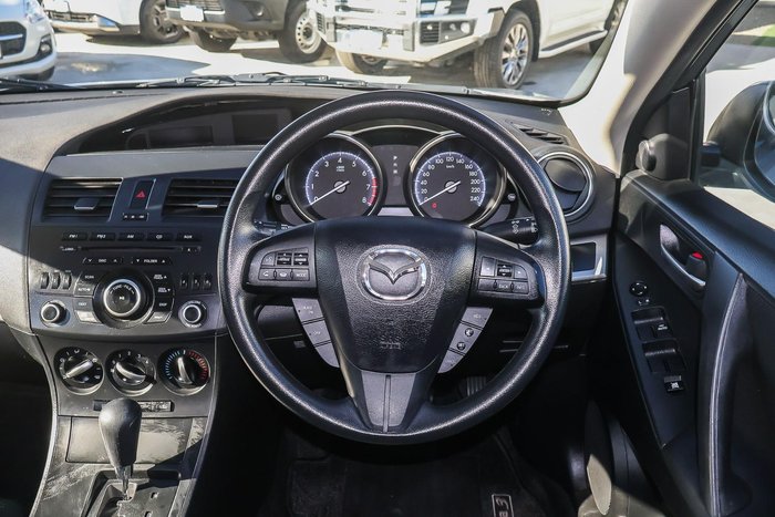 2012 Mazda 3 Neo