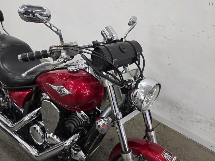 2009 Kawasaki VULCAN 900 CUSTOM Red