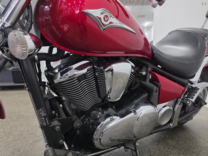 2009 Kawasaki VULCAN 900 CUSTOM Red