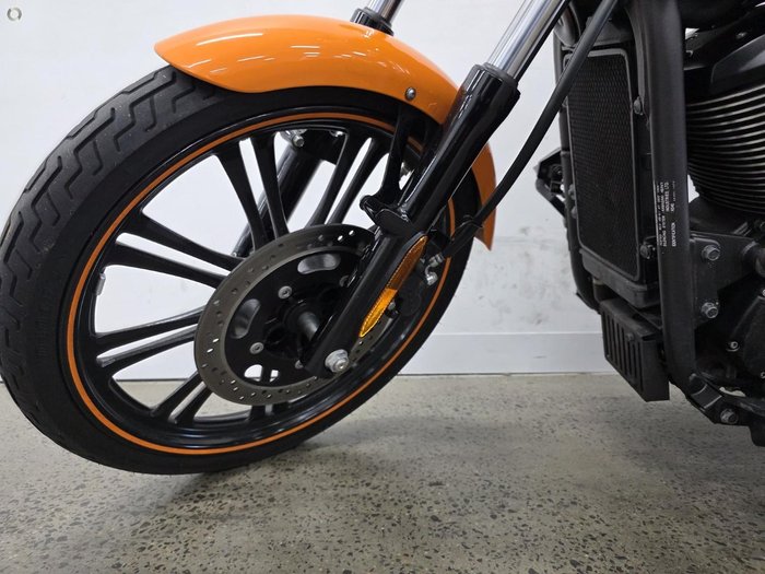 2021 Kawasaki VULCAN 900 (VN900) CLASSIC Orange