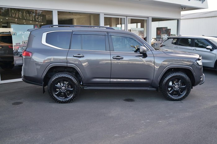 2024 Toyota Landcruiser VX