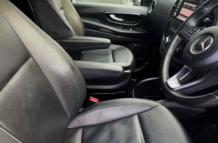 2020 Mercedes-Benz Valente 116CDI