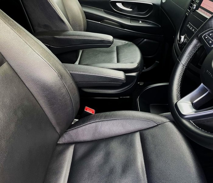 2020 Mercedes-Benz Valente 116CDI