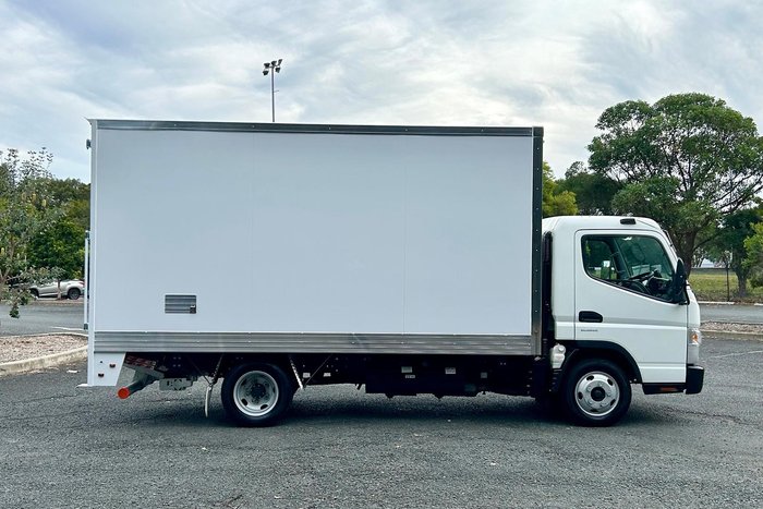 2020 Fuso Canter