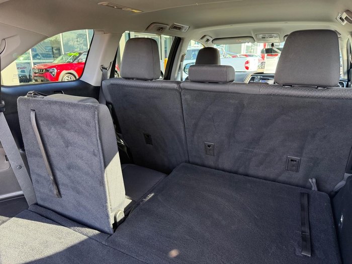 2016 Toyota Kluger GX