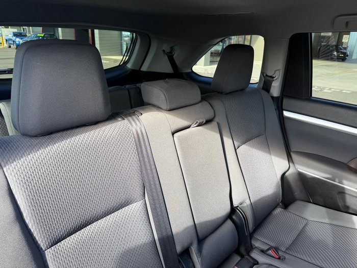 2016 Toyota Kluger GX
