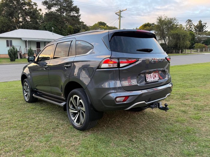 2021 Isuzu MU-X LS-T