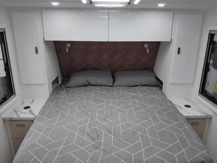 2026 Cadillac RV Artemis Couples 19.6Ft With Full Victron Inverter Package