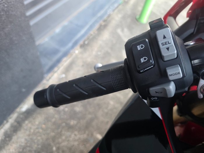 2017 Honda CBR1000RR (FIREBLADE) ABS RED