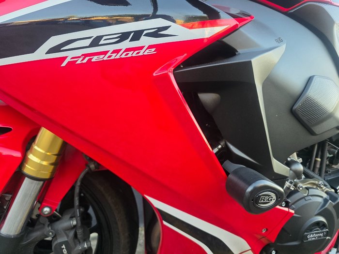 2017 Honda CBR1000RR (FIREBLADE) ABS RED