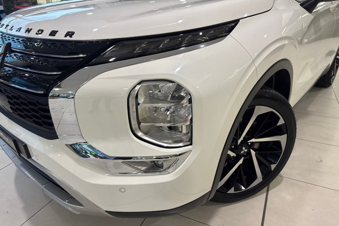 2023 Mitsubishi Outlander Aspire