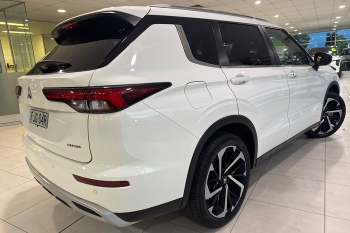 2023 Mitsubishi Outlander Aspire