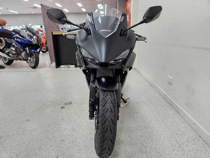 2026 Honda CBR500RA (ABS) LAMS Black