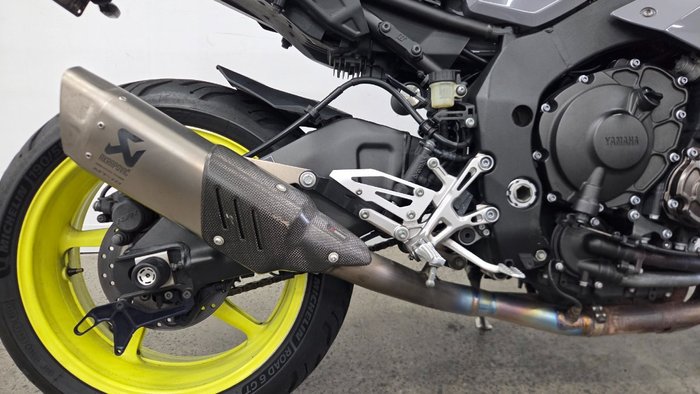 2016 Yamaha MT-10 Grey